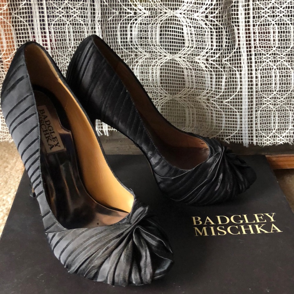 BADGLEY MISCHKA satin black very high heels